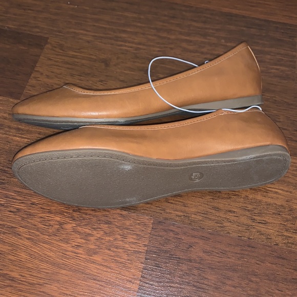 Universal Thread Ballet Shoes - Picture 3 of 4